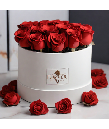 Red Roses in Round Box